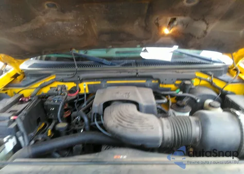 2002 Ford F-150 Xl/Xlt z USA, uszkodzony, nr VIN 1FTRF07L52KB68889